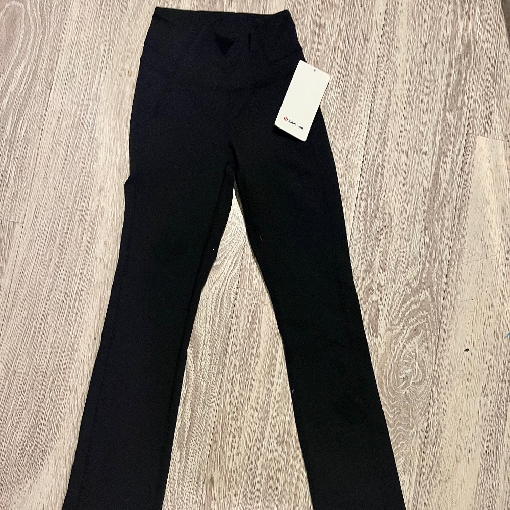 Lululemon Athletica Groove Pant Straight Leg Women Size 4 Black New With Tags